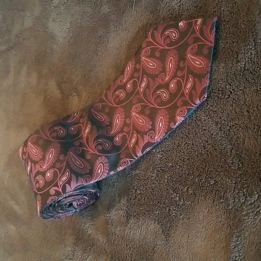 Van Heusen Men's Neck Tie